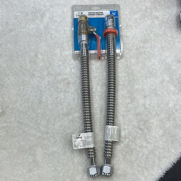 SharkBite 3/4 in. Push-to-Connect x 3/4 in. FIP Water Heater Connection Kit - Picture 9 of 11